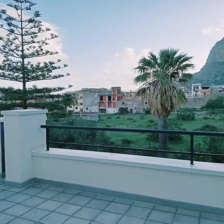Le Terrazze Di Mineo 度假居 *
